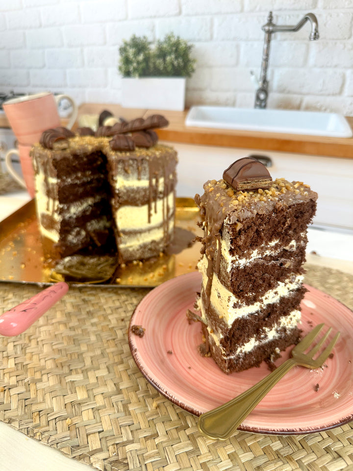 Torte mit kinder bueno® Riegeln