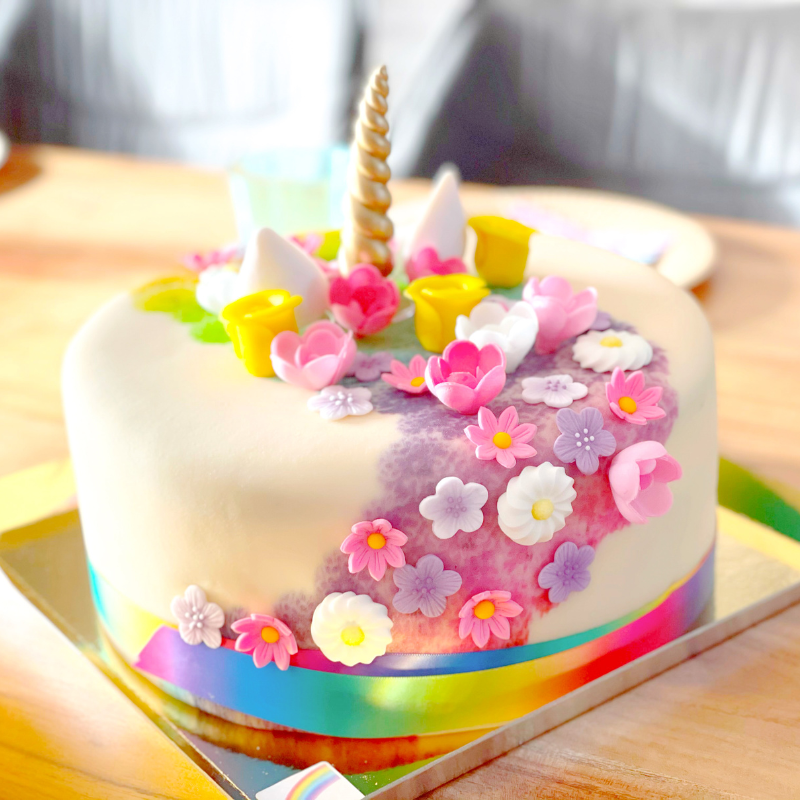 Regenbogen Einhorn-Deluxe-Torte - doppelte Höhe