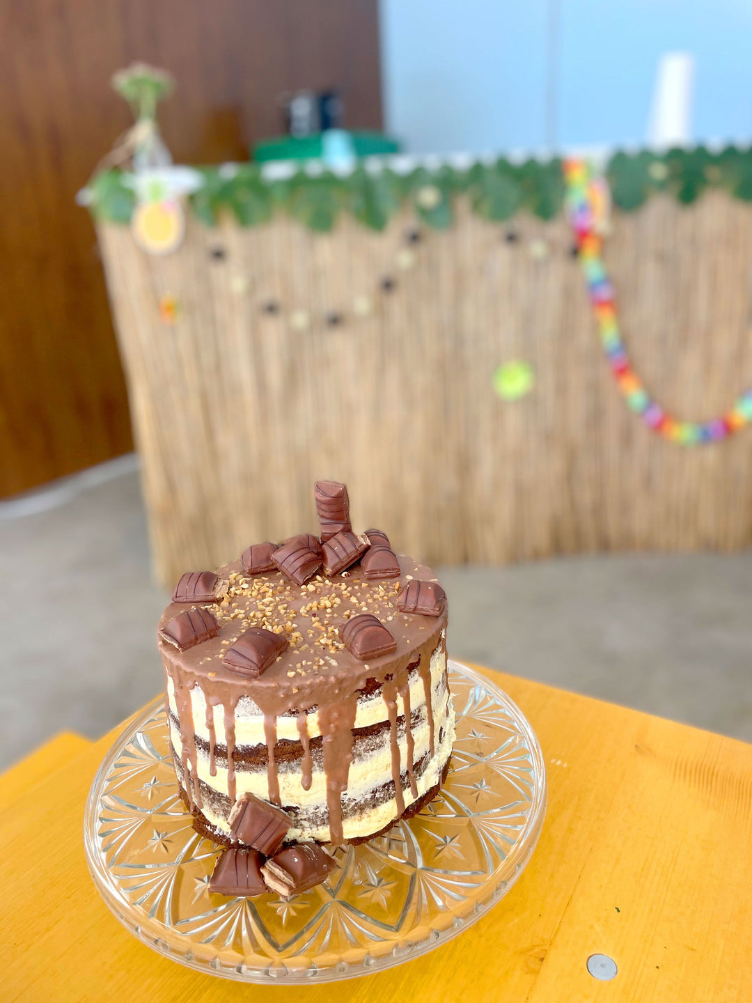 Torte mit kinder bueno® Riegeln