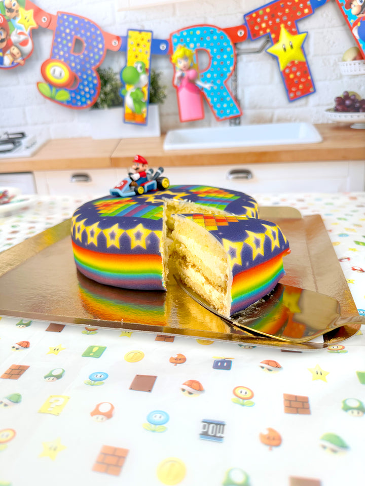 Mario Kart® auf Sternenstrecke-Torte