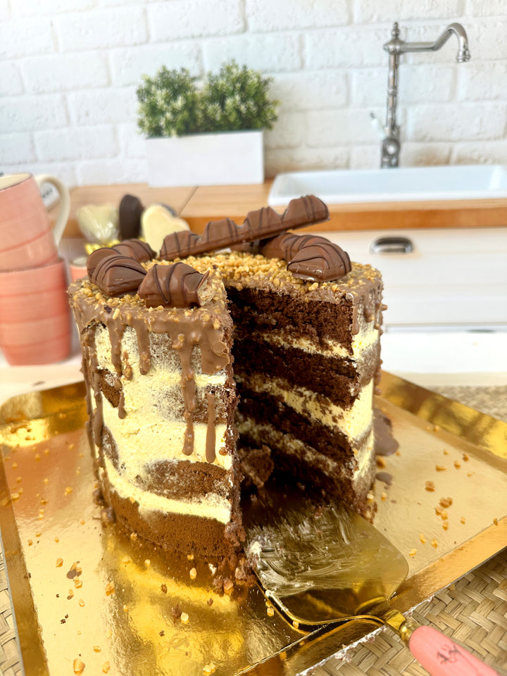 Torte mit kinder bueno® Riegeln