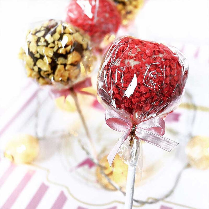 Cake-Pops mit Orange- & Erdbeer-Crisp (12 Stück)