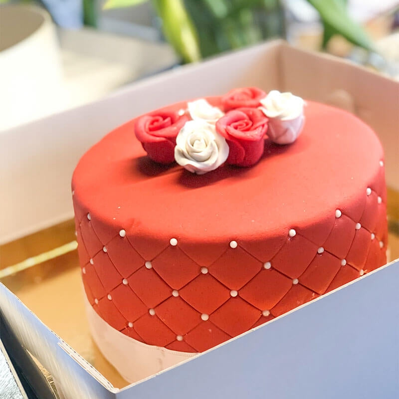 Rote Deluxe Torte - doppelte Höhe