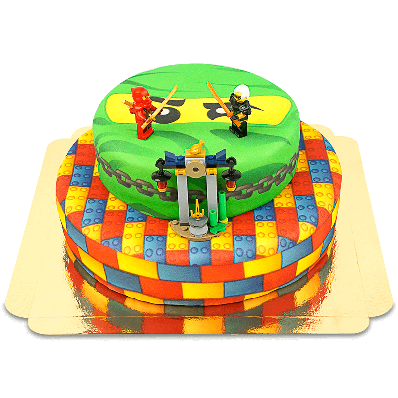Lego® Ninjago® auf zweistöckiger Ninja-Torte