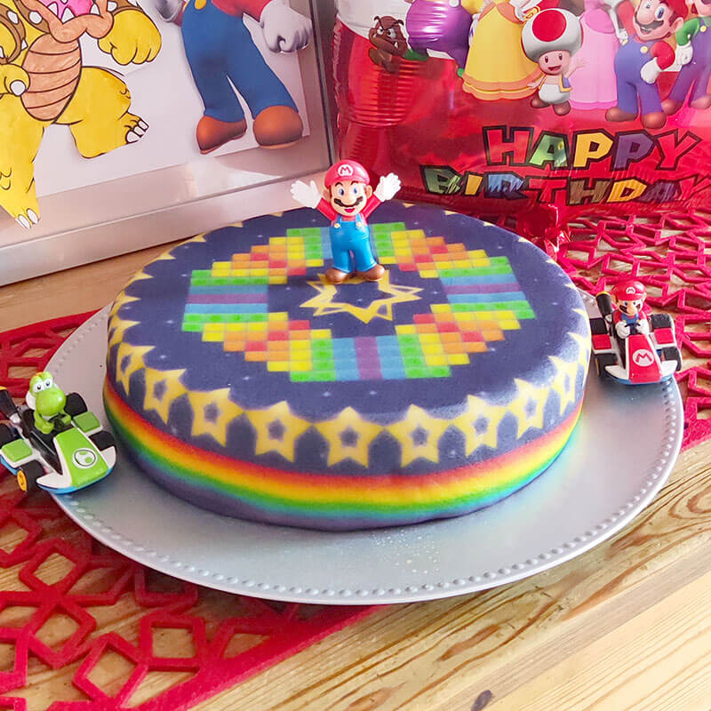 Mario Kart® auf Sternenstrecke-Torte