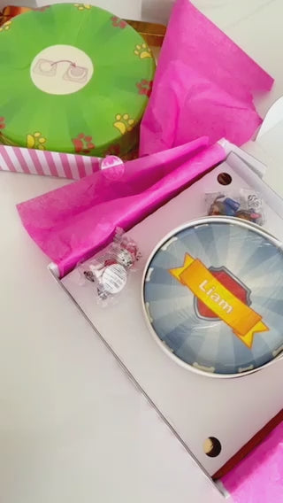 Chase und Marshall aus PAW Patrol® auf zweistöckiger Hundehelden-Torte