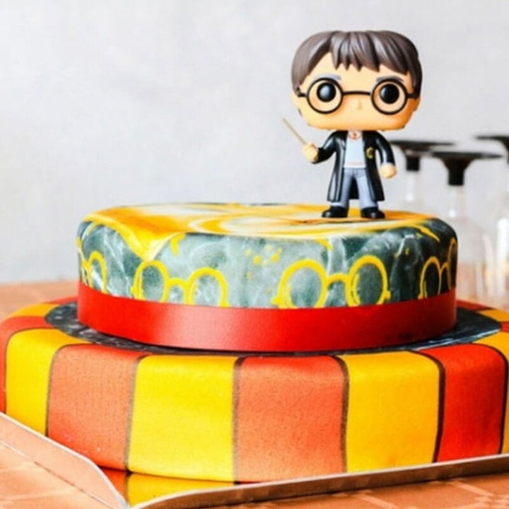 Harry Potter® auf zweistöckiger Löwen-Torte