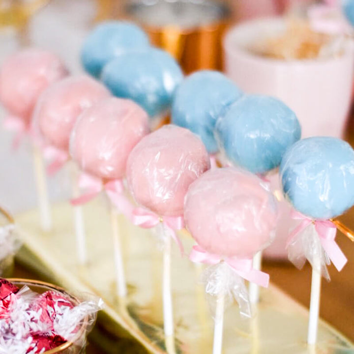 Cake-Pops mit bunter Glasur (12 Stück)