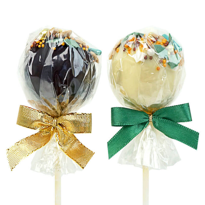 Weihnachts-Cake-Pops mit gold-grünen Streuseln (12 Stück)